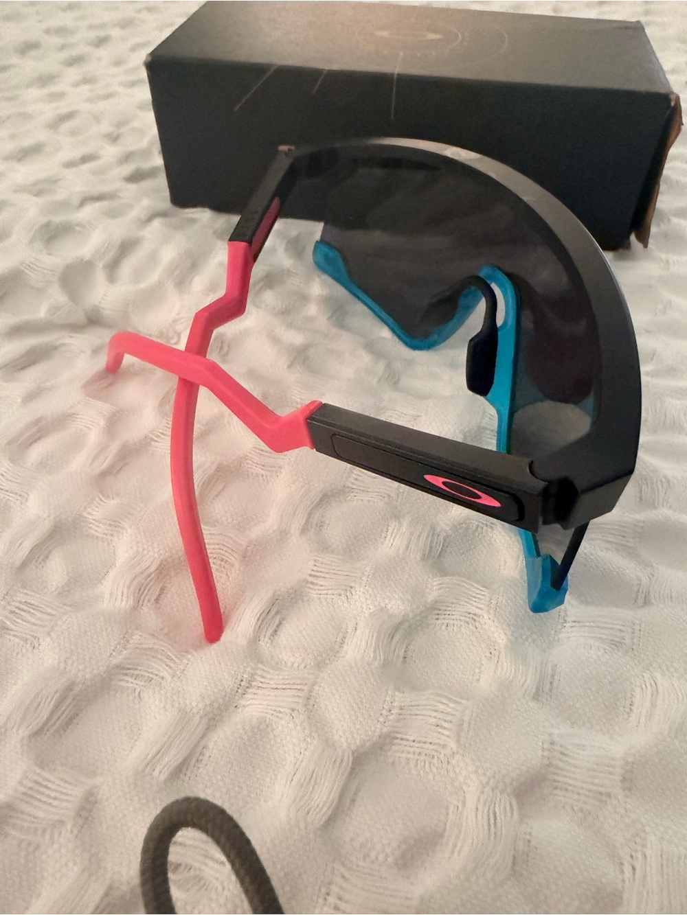 Oakley Performance Shield Sunglasses in Black and Turquoise Blue - Picture 4 of 5